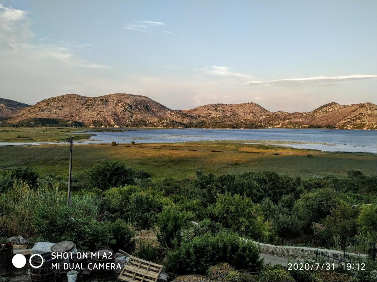 Holiday Home Haustor With Skadar Lake View Podgorica Exterior foto