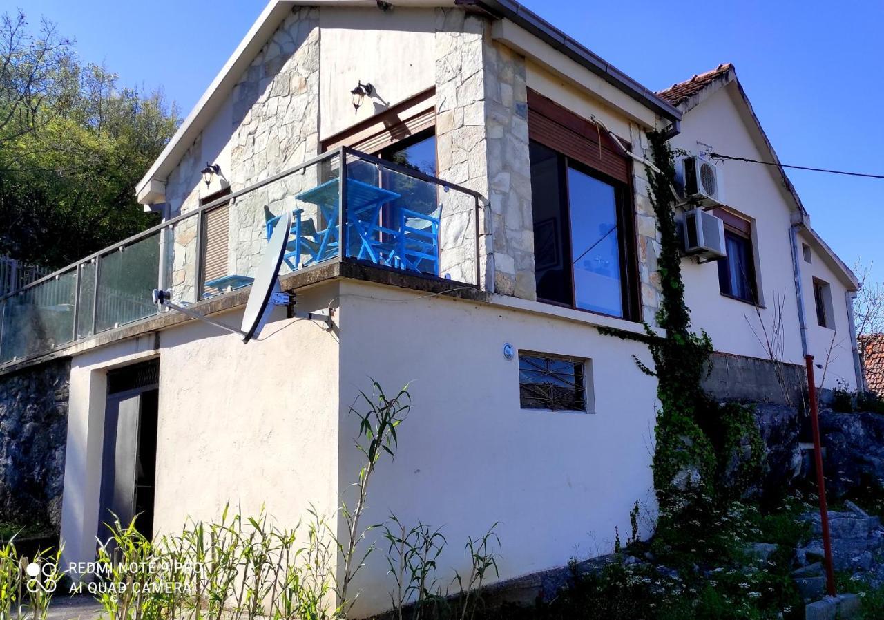 Holiday Home Haustor With Skadar Lake View Podgorica Exterior foto
