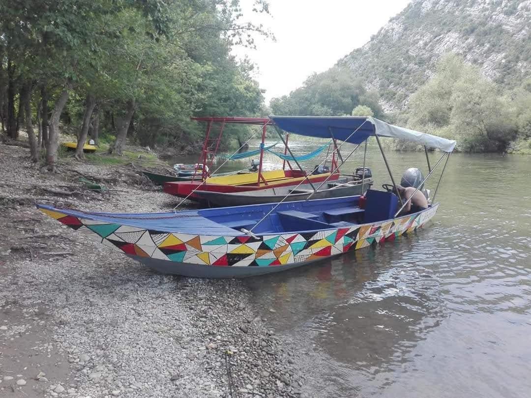 Holiday Home Haustor With Skadar Lake View Podgorica Exterior foto