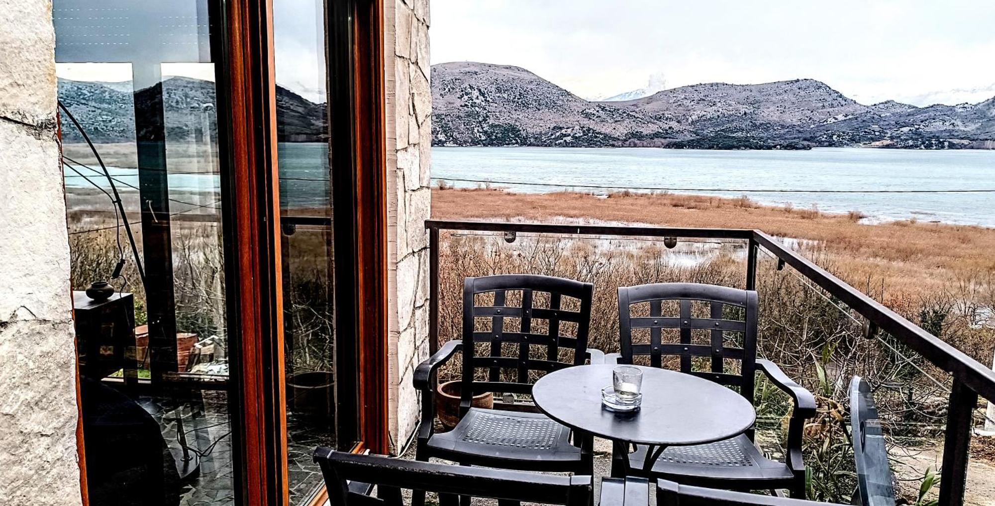Holiday Home Haustor With Skadar Lake View Podgorica Exterior foto